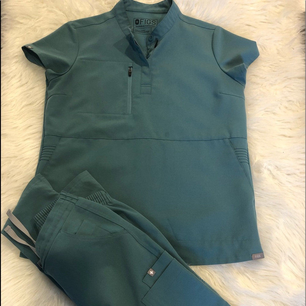 Figs Scrubs Set